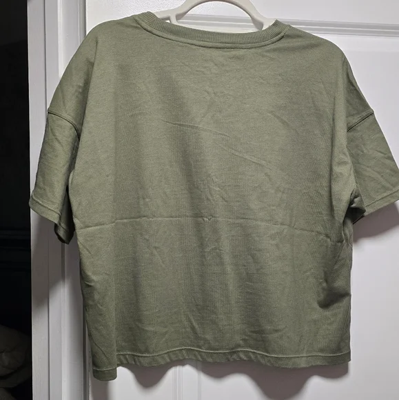 Cropped olive green Calvin Klein top - Picture 3 of 6